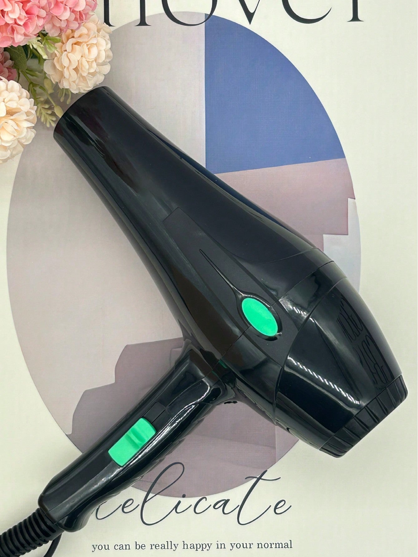 One Rapid Drying Hair Dryer With Strong Airflow & Constant Temperature Function