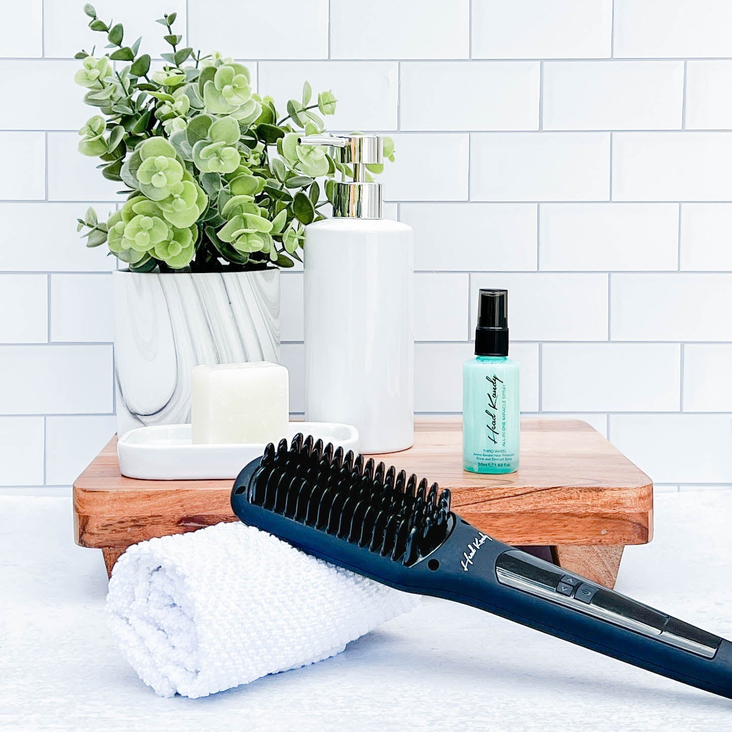 One Upper with Mini Third Wheel