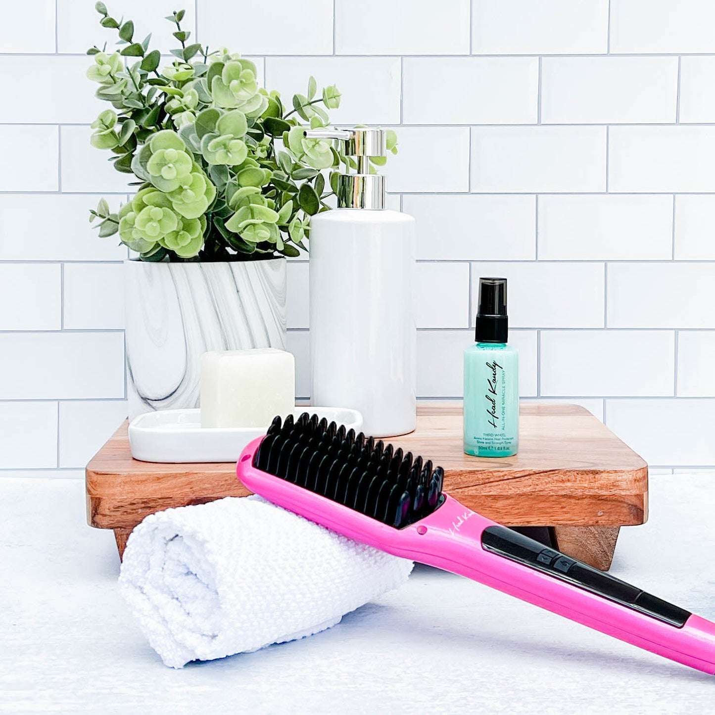 One Upper with Mini Third Wheel